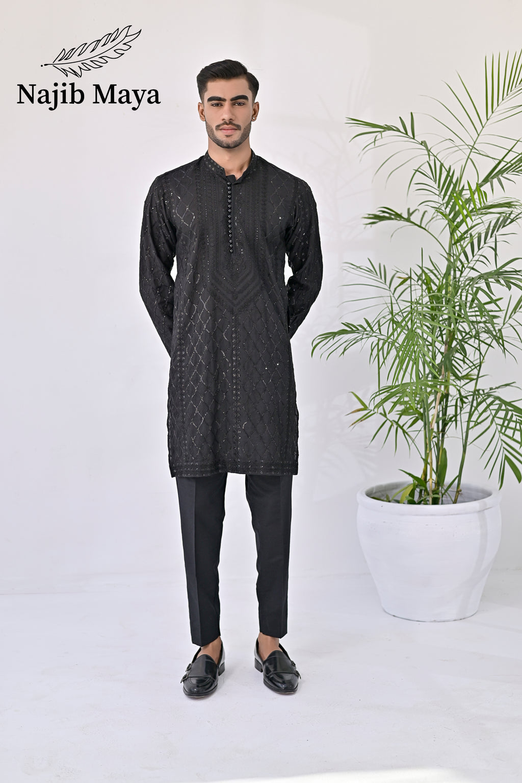 Black Embroidery Kurta Pajama For Men's