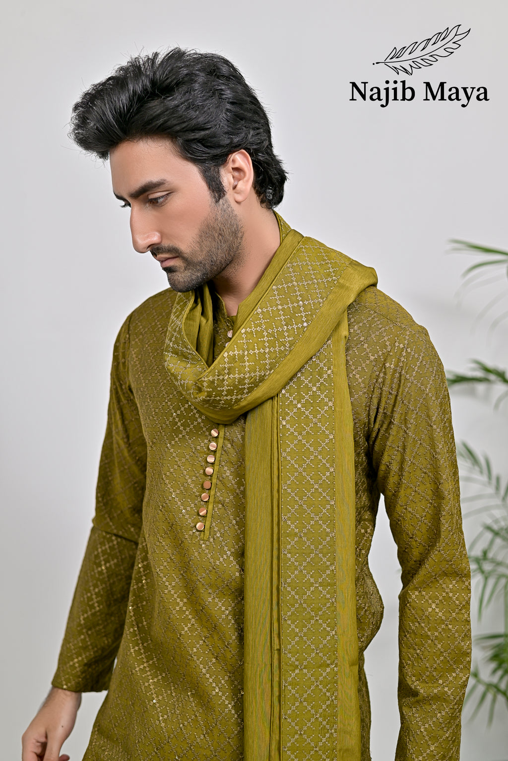 Dhaani Embroidery Kurta Pajama + Shawl For Men's