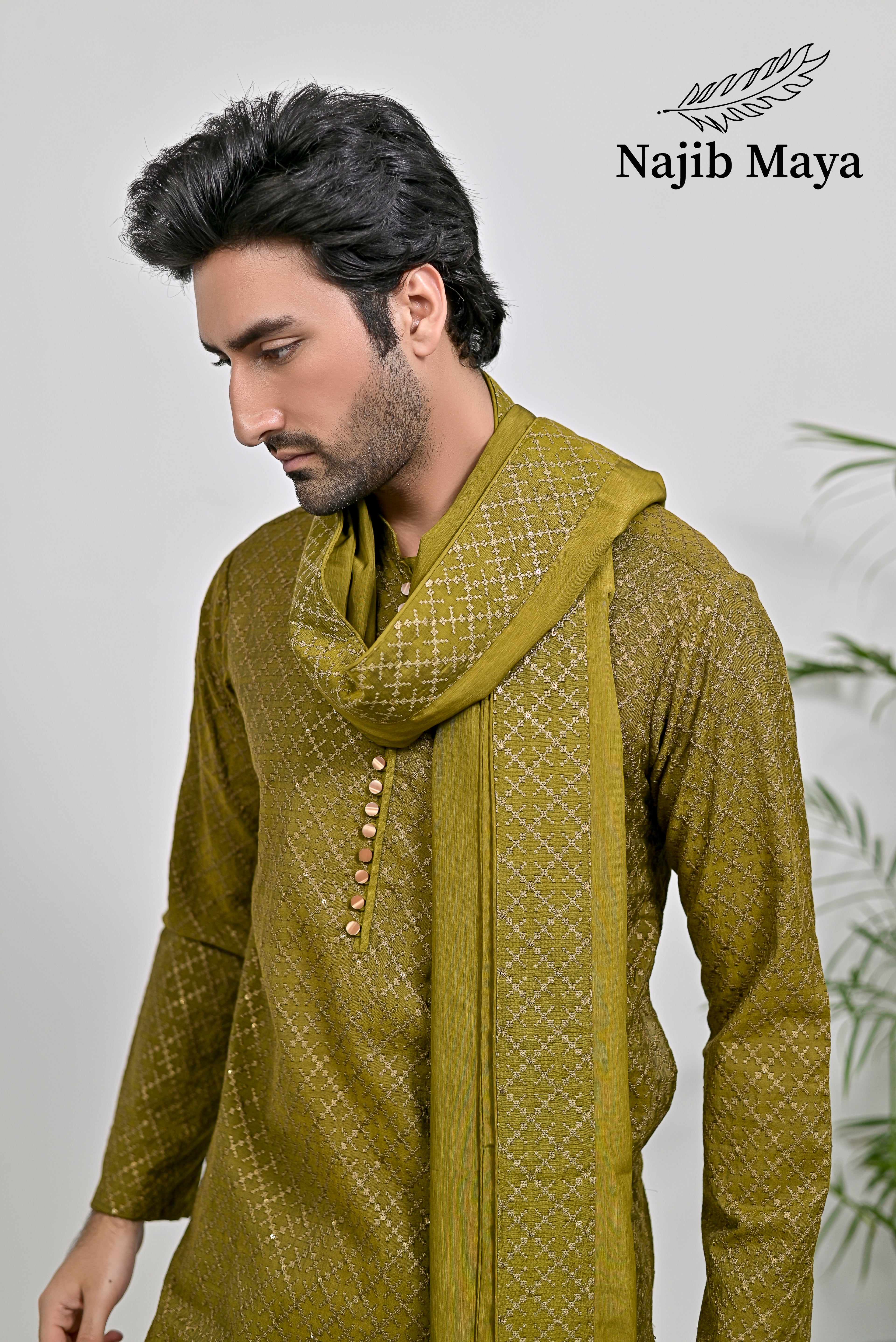 Dhaani Embroidery Kurta Pajama + Shawl For Men's