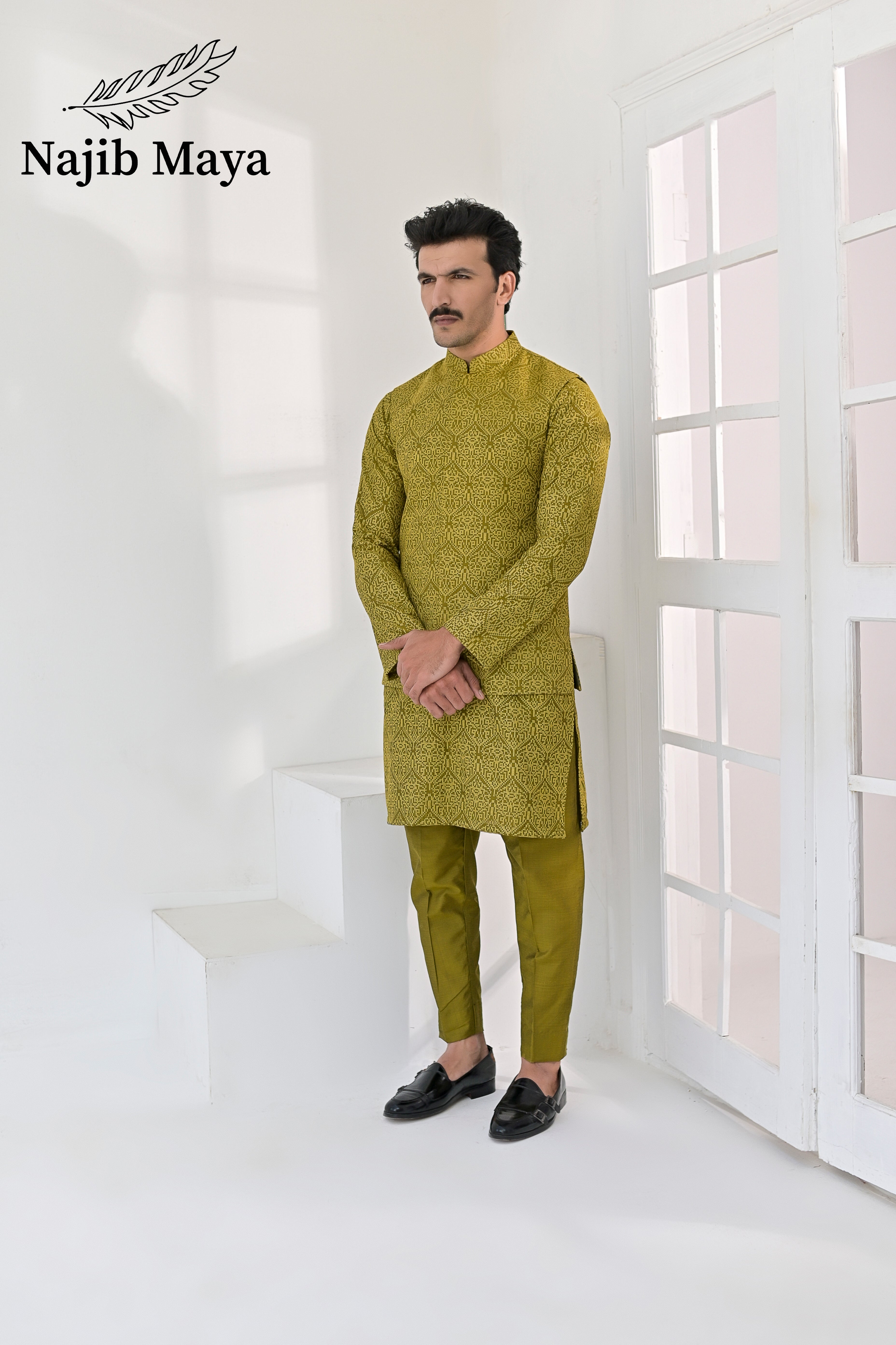 Dhaani Embroidery Waist Coat & Dhaani Embroidery Kurta Pajama For Men's