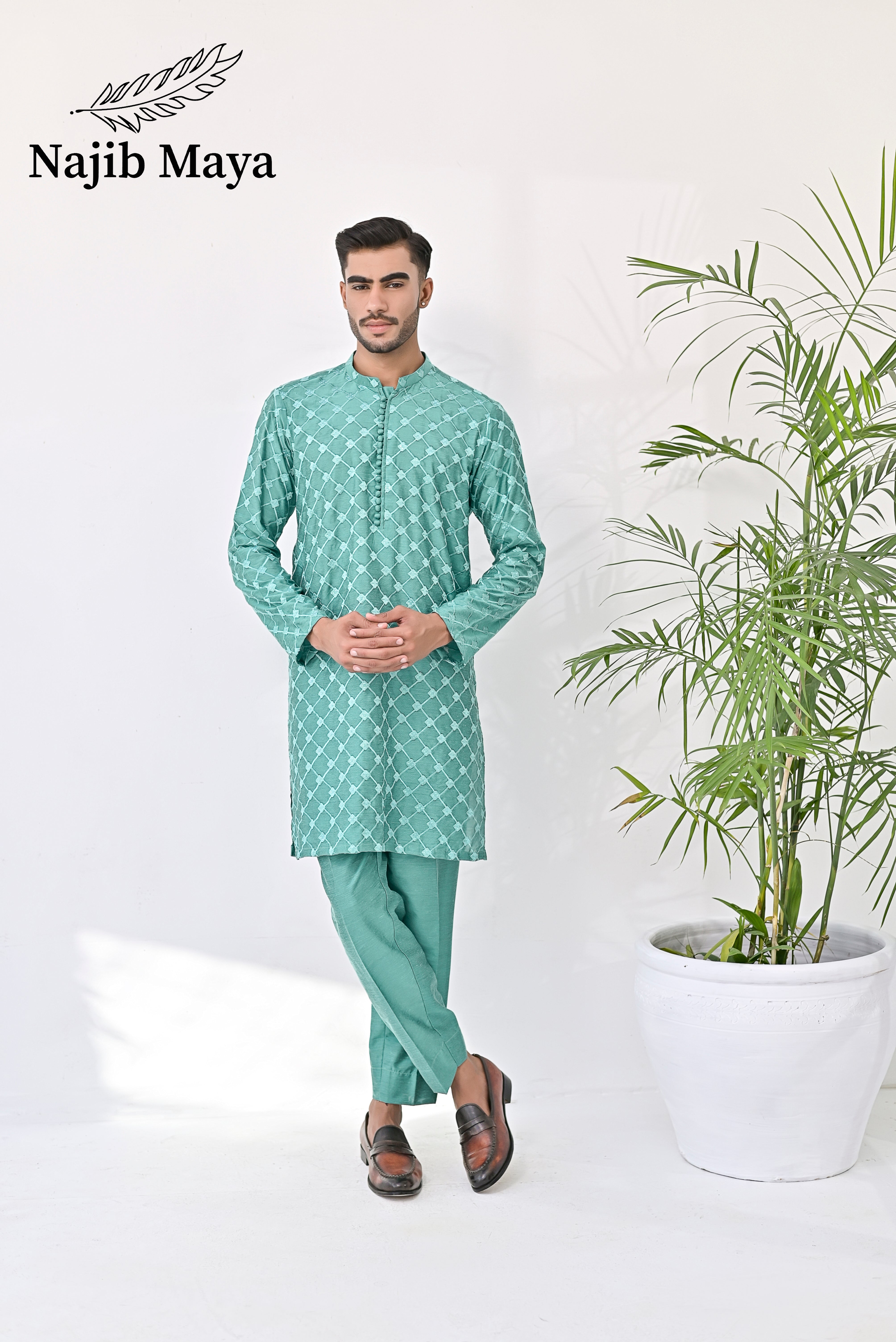 Green Embroidery Kurta Pajama For Men's Main image