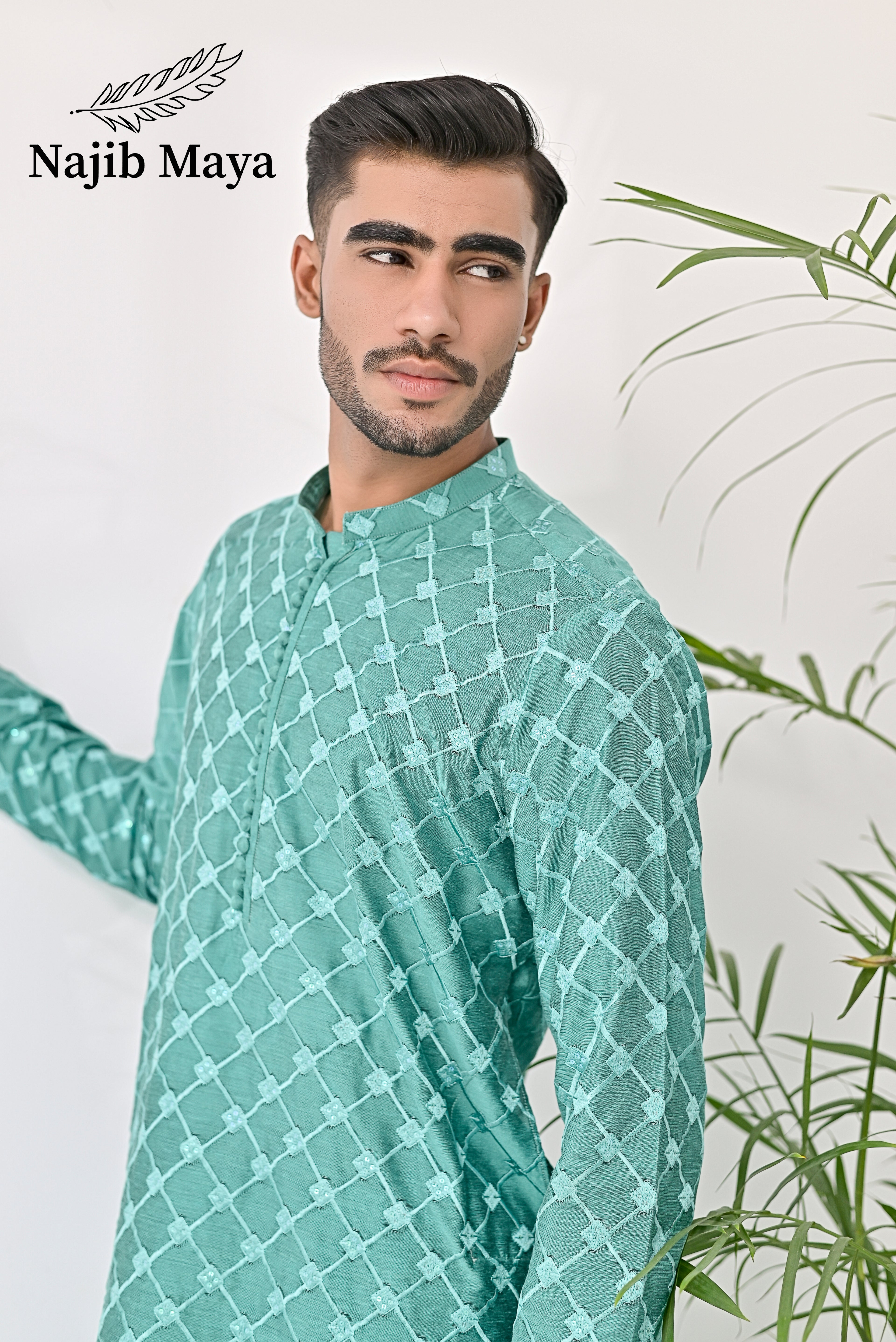 Green Embroidery Kurta Pajama For Men's