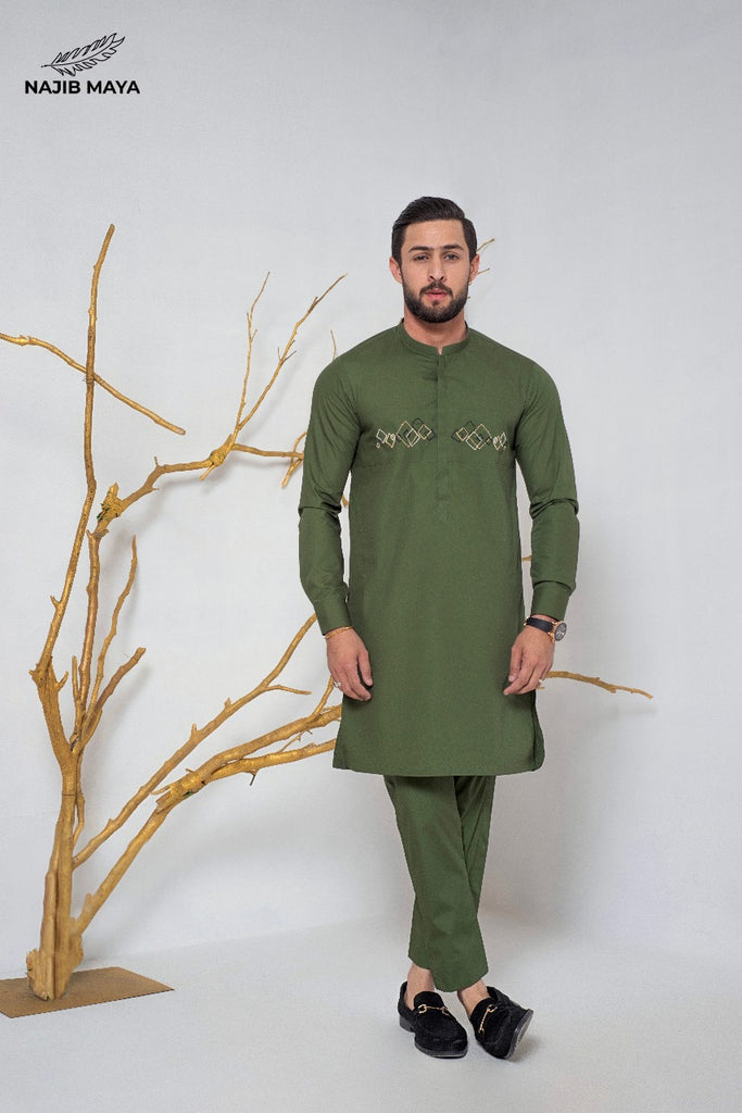 Green Front Embroidery  Kurta Pajama For Men's