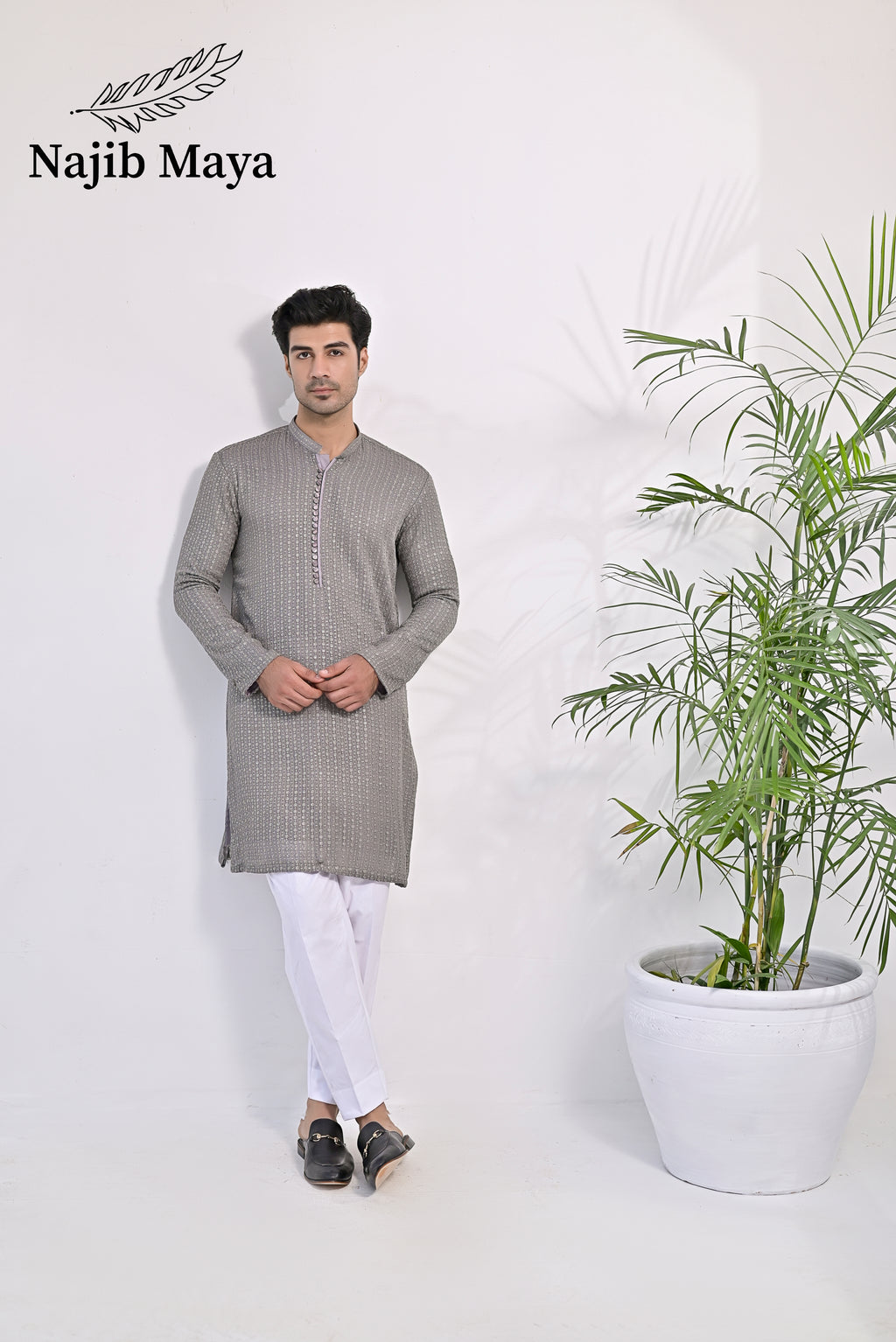 Grey Embroidered Kurta Pajama For Men's