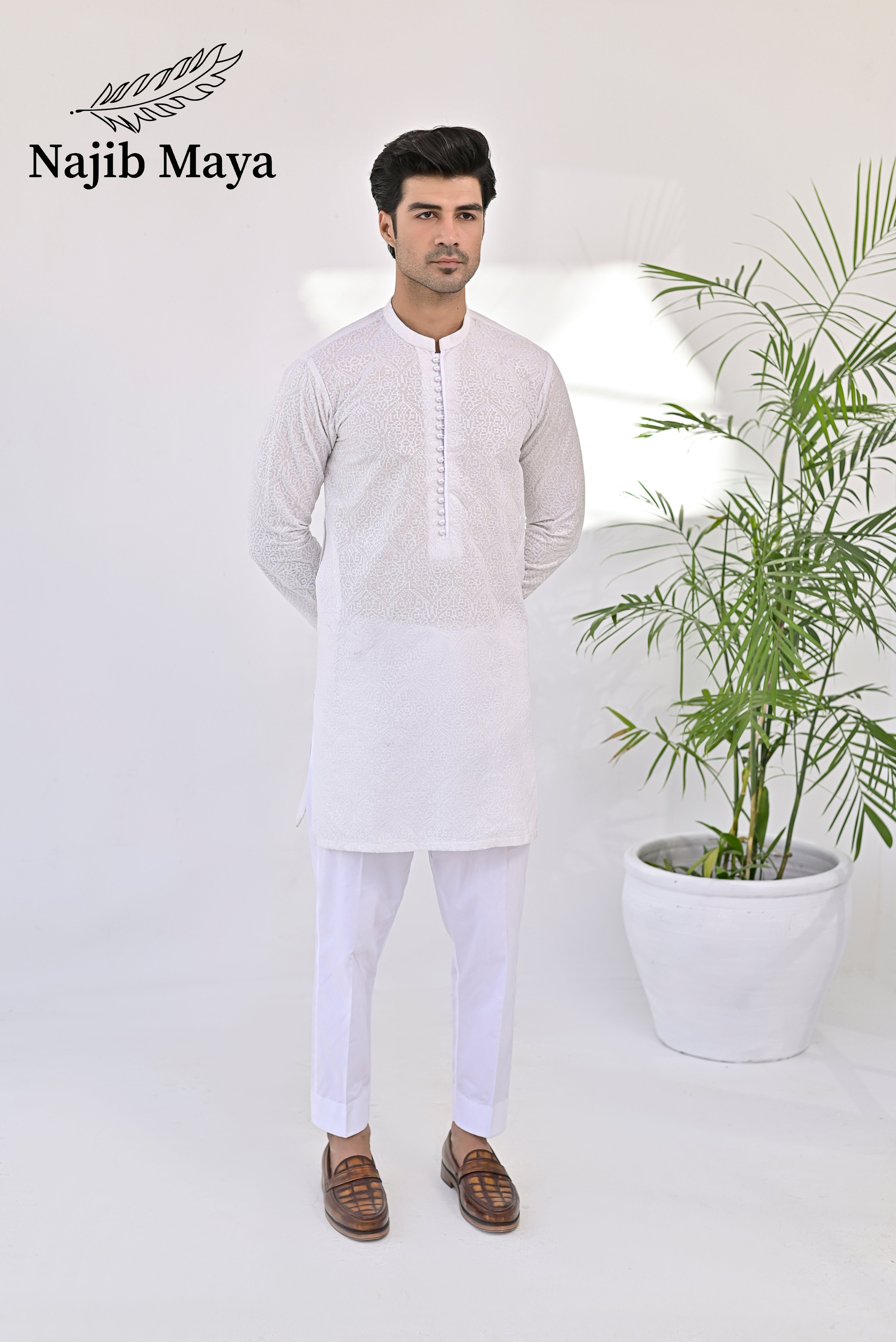 White Embroidered Kurta Pajama For Men's