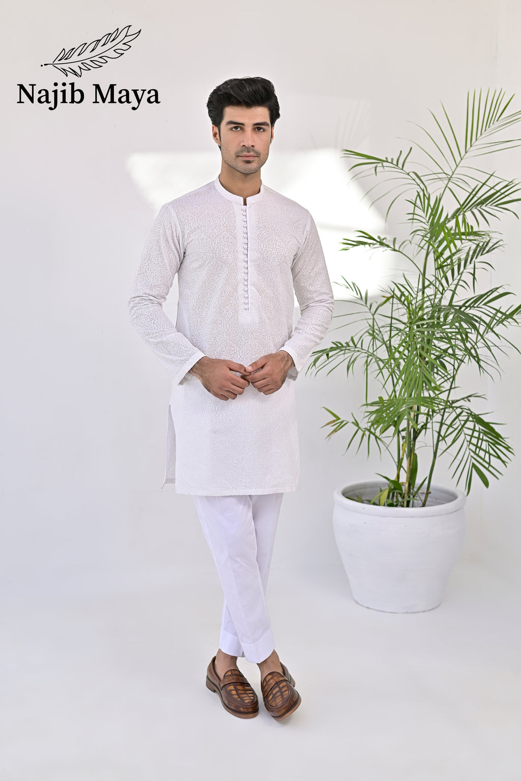White Embroidered Kurta Pajama For Men's