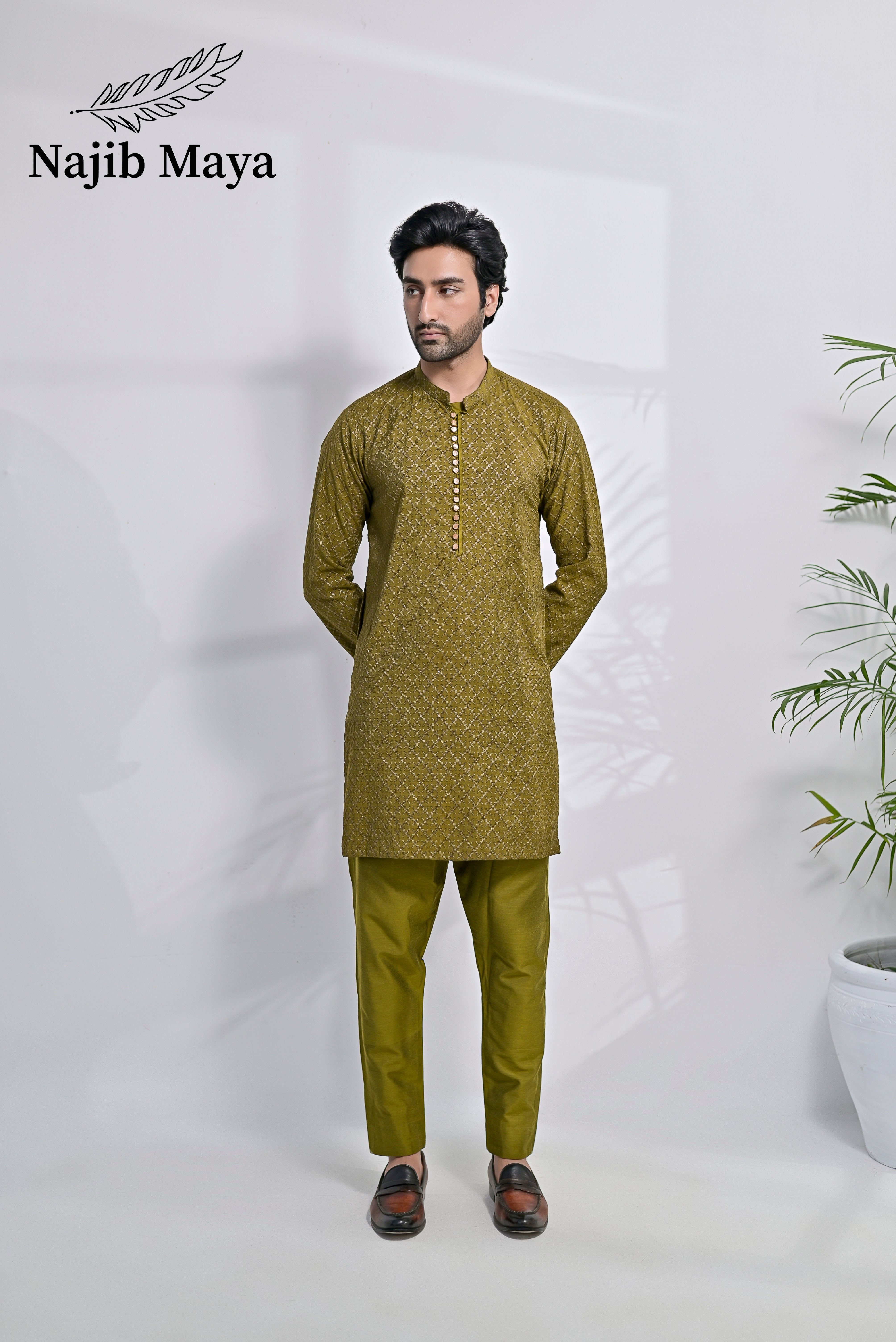 Dhaani Embroidered Kurta Pajama For Men's Main image
