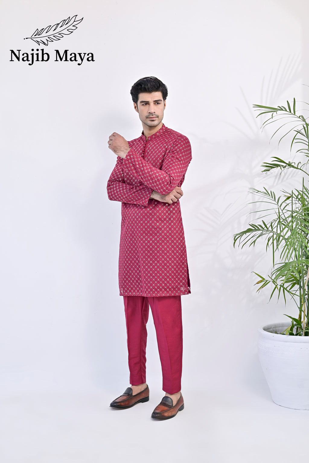 Shocking Pink Embroidered Kurta pajama For Men's