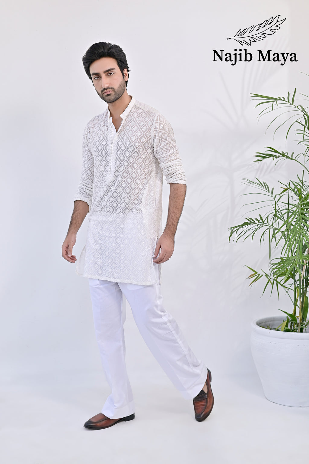 White Embroidered Kurta pajama For Men's