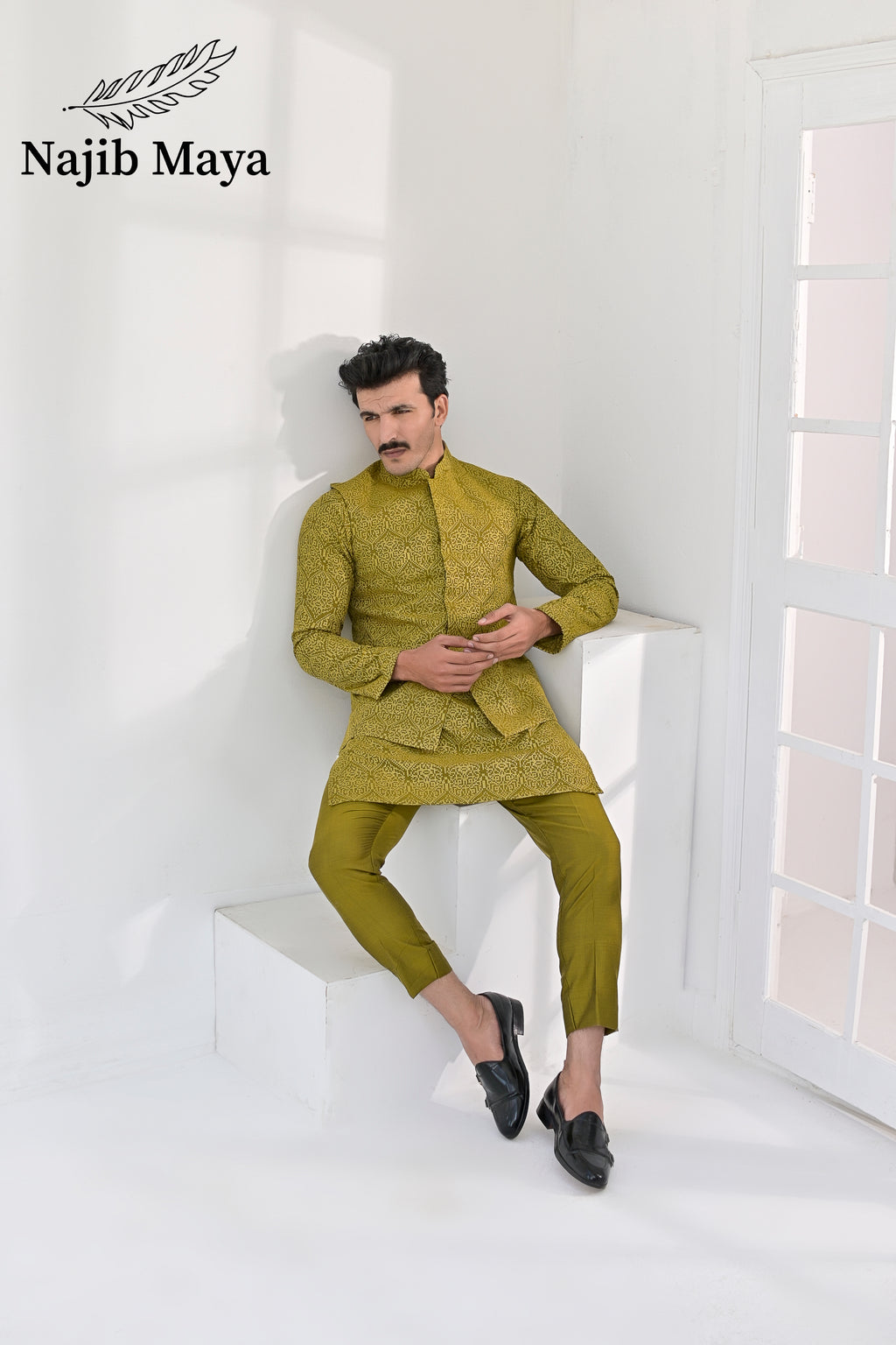 Dhaani Embroidery Waist Coat & Dhaani Embroidery Kurta Pajama For Men's
