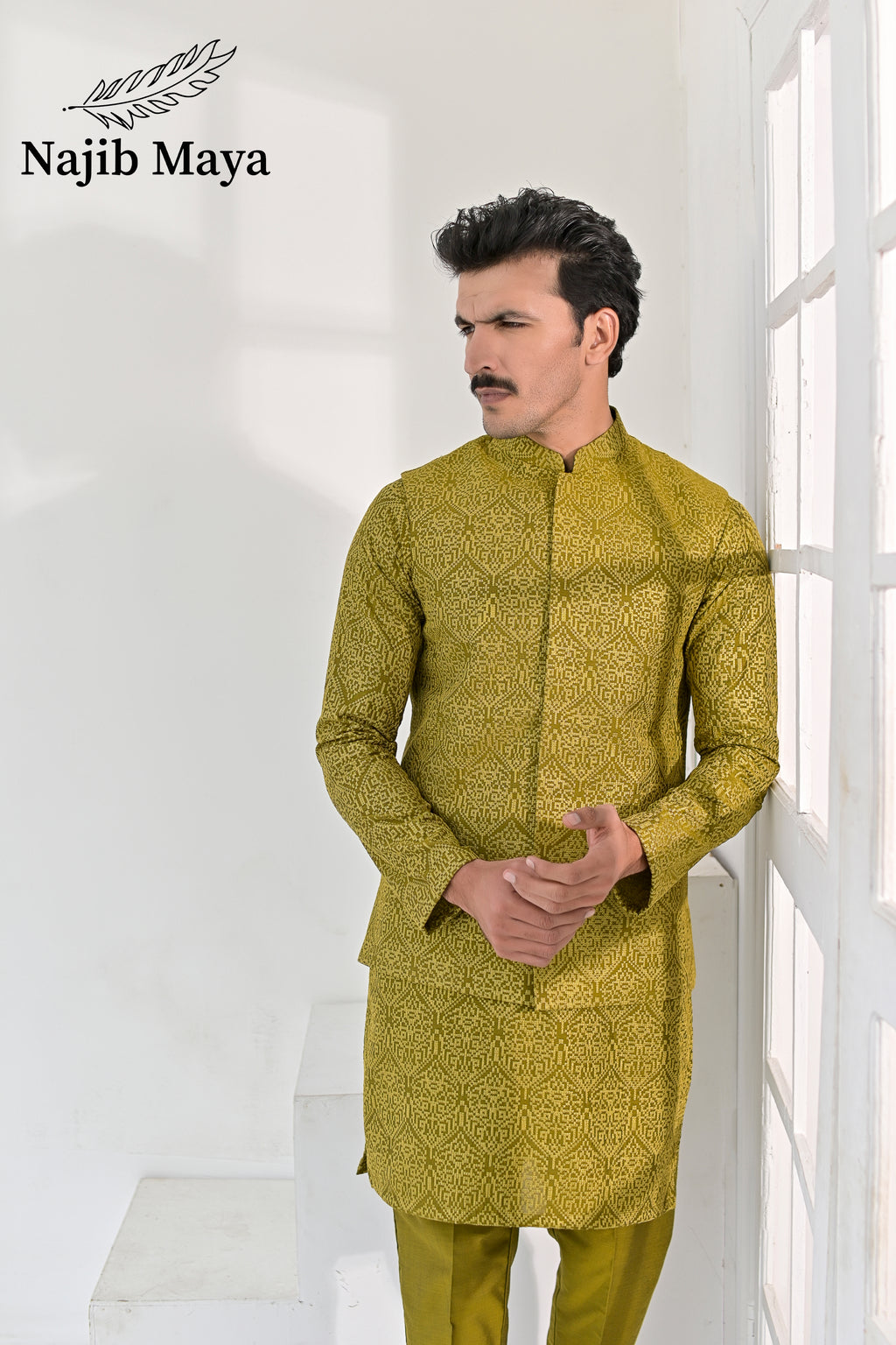 Dhaani Embroidery Waist Coat & Dhaani Embroidery Kurta Pajama For Men's