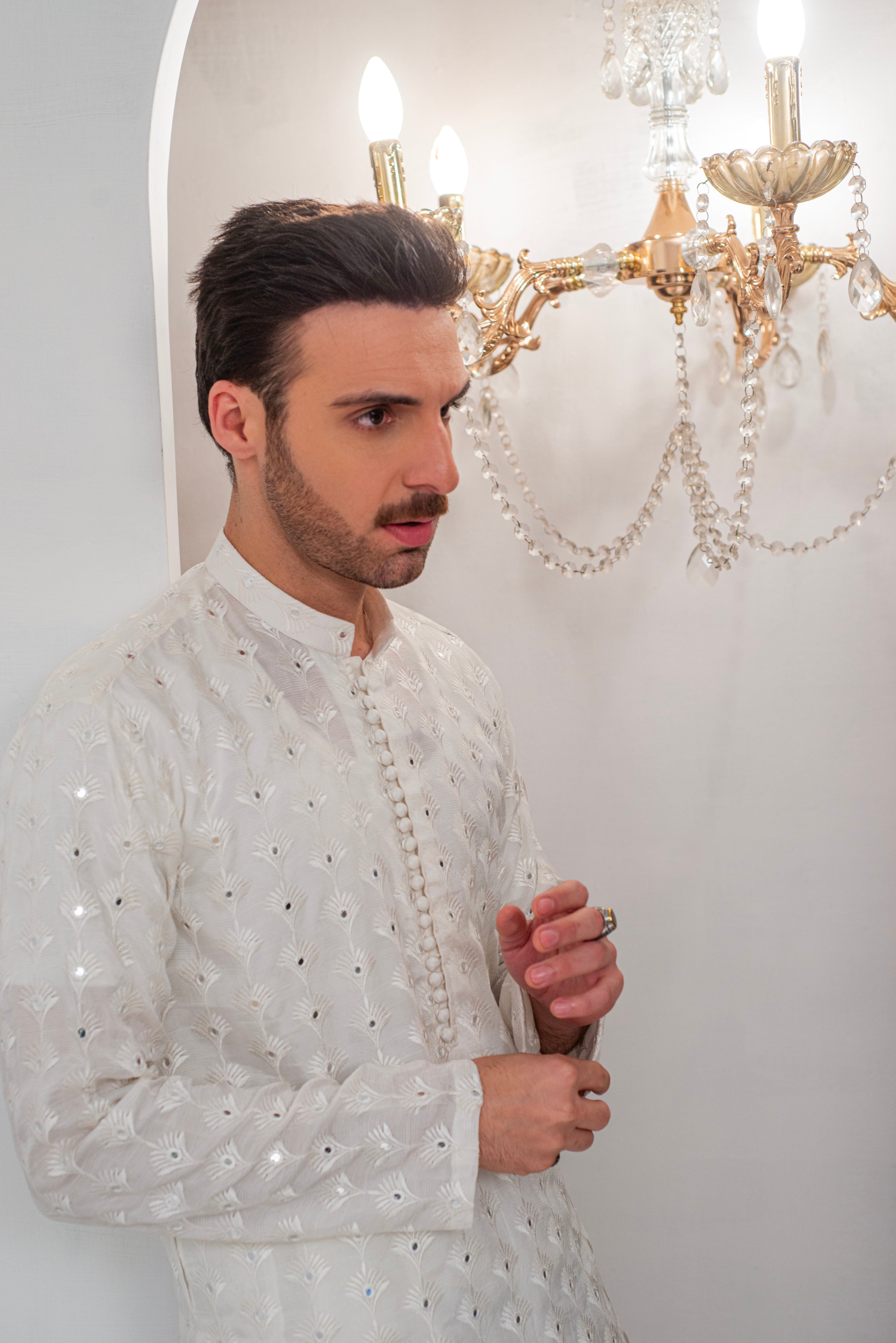 White Embroidered Kurta With Bell Bottom Pajama For Men's
