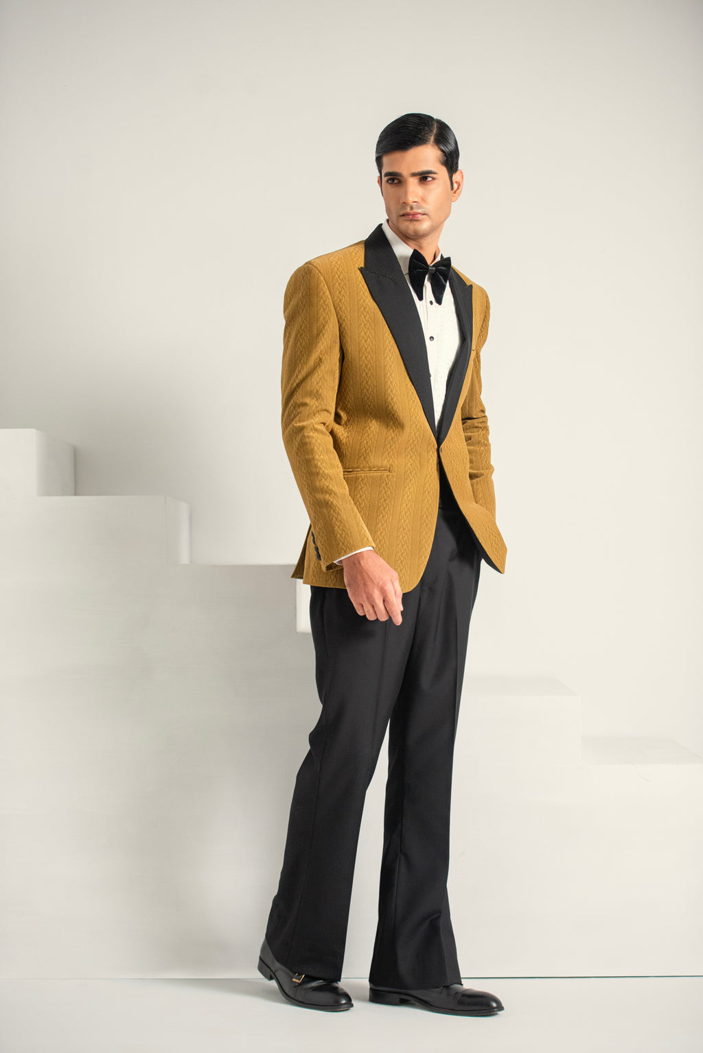 Dhani Velvet Coat Black Bell Bottom Pant For Men's