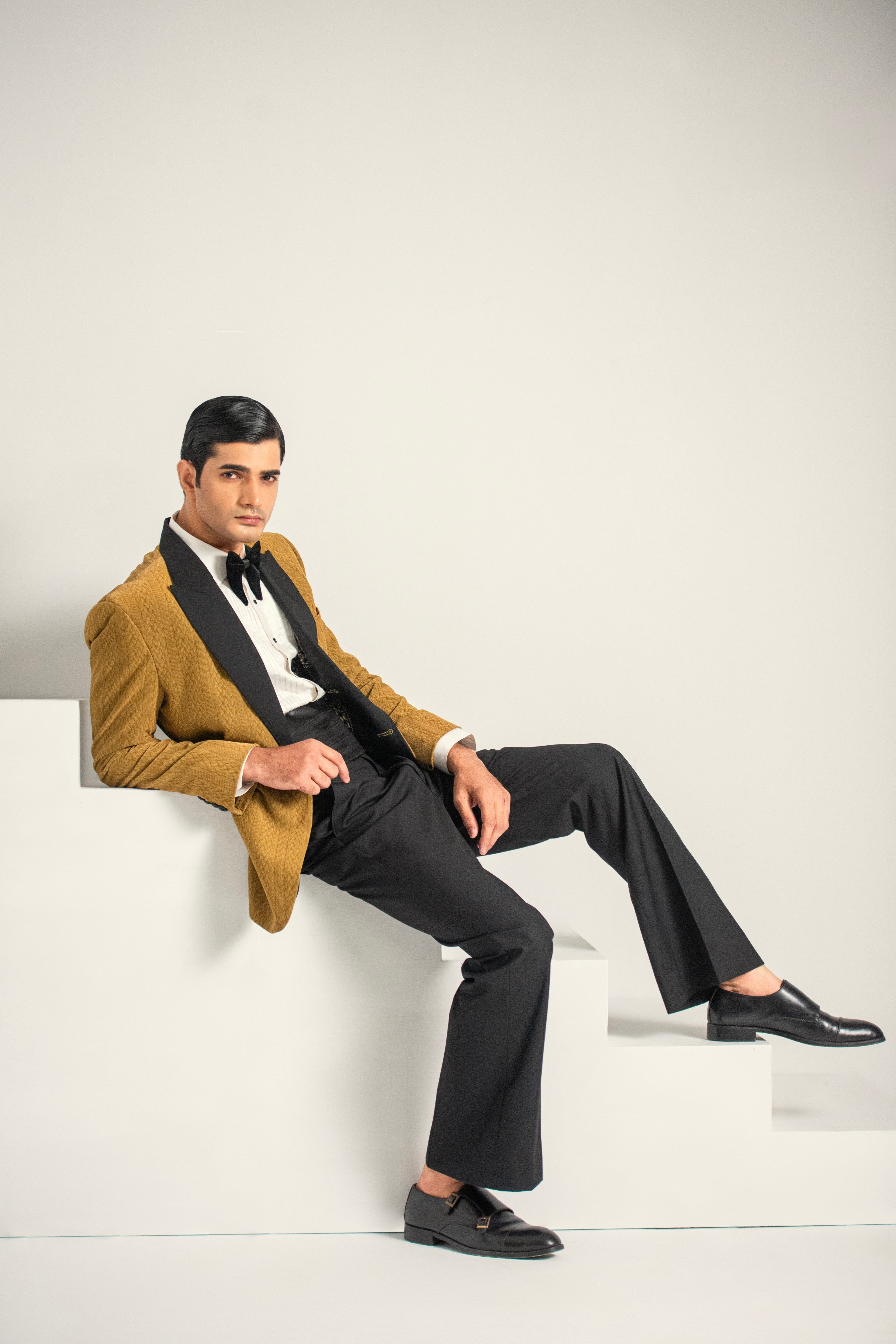 Dhani Velvet Coat Black Bell Bottom Pant For Men's