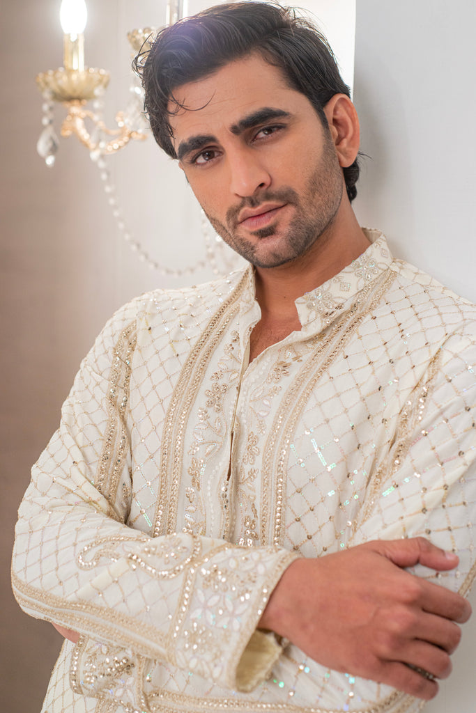 Cream Embroidered Kurta With Bell Bottom Pajama For Men's