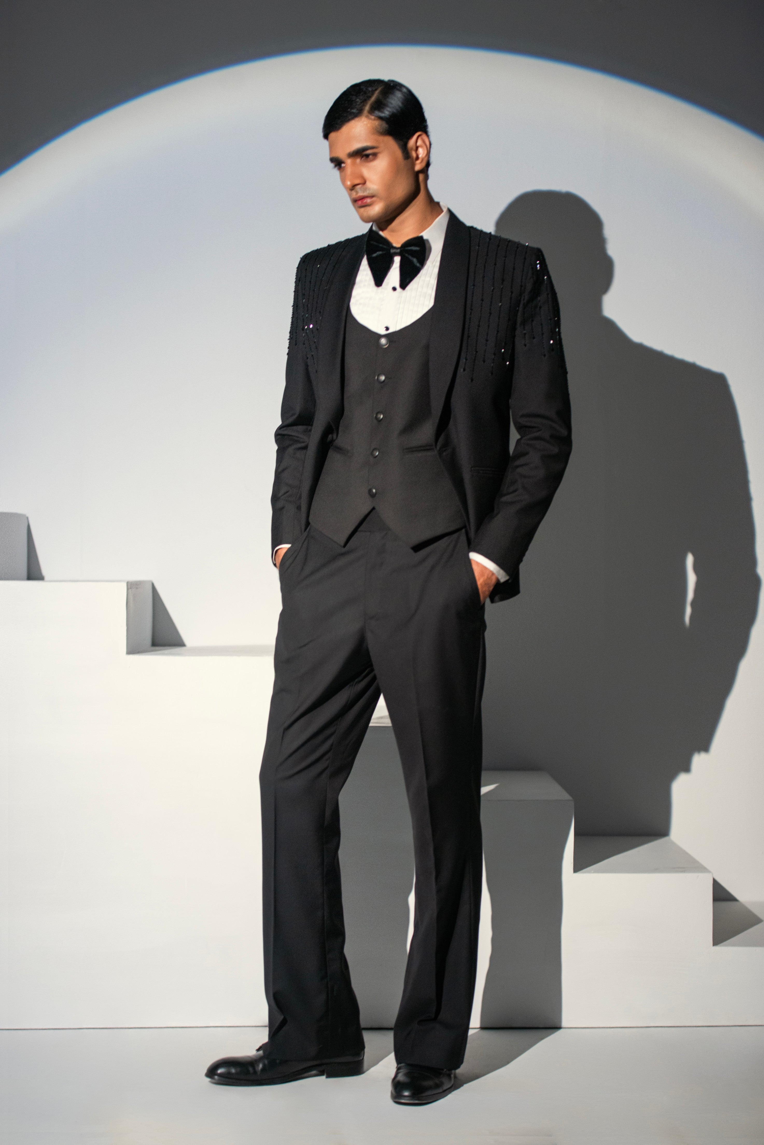 Black Handwork Tuxedo Coat Pant & Waistcoat For Men's