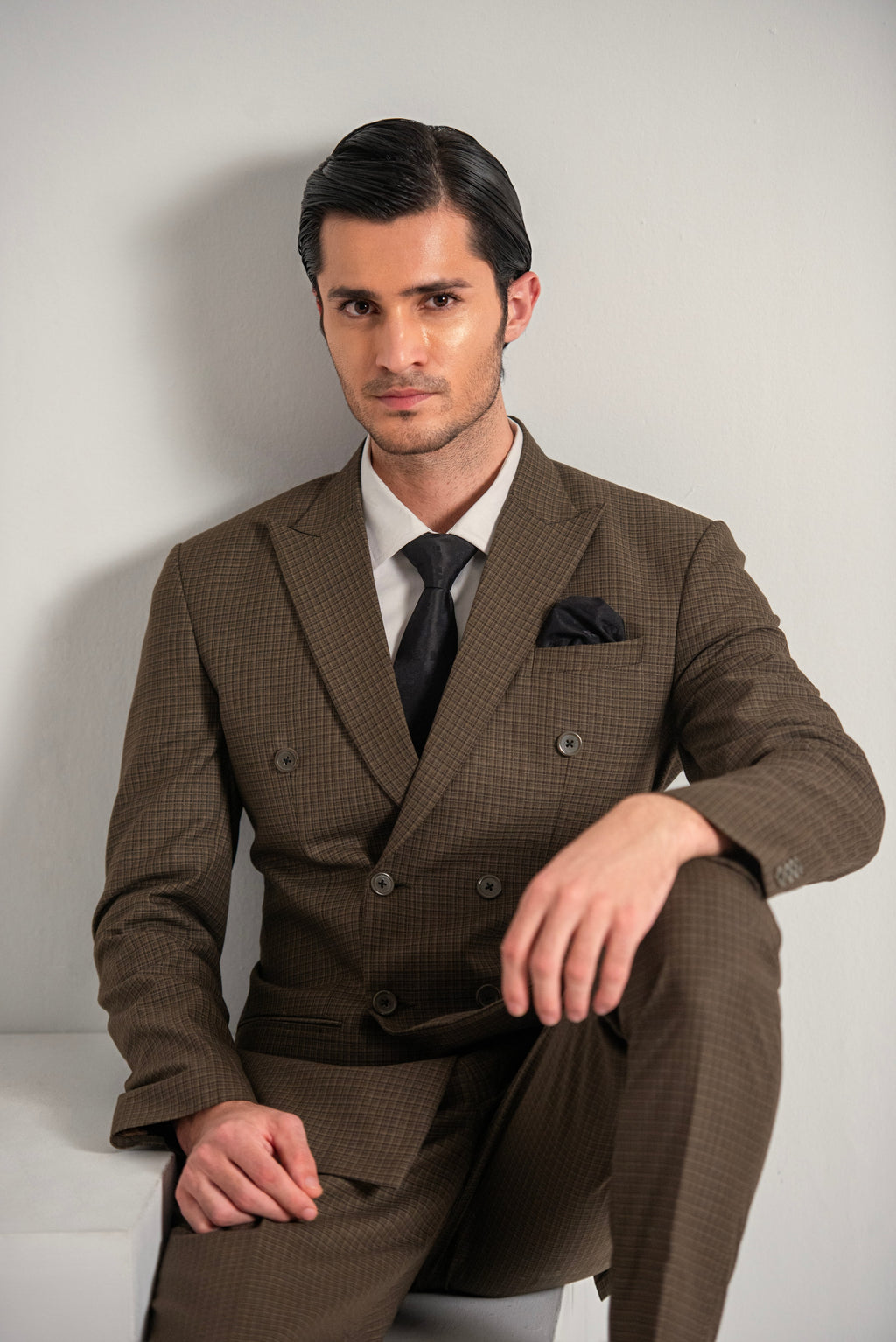 Brown Elegant Double Breasted Coat Pant For Men's