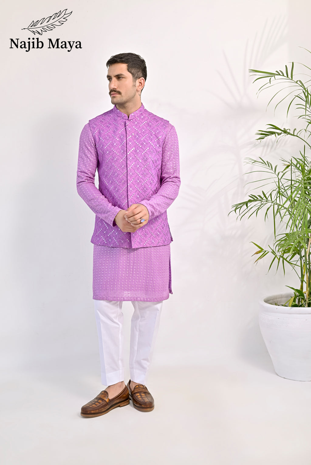 Purple Embroidery Kurta Pajama & Waist Coat For Men's