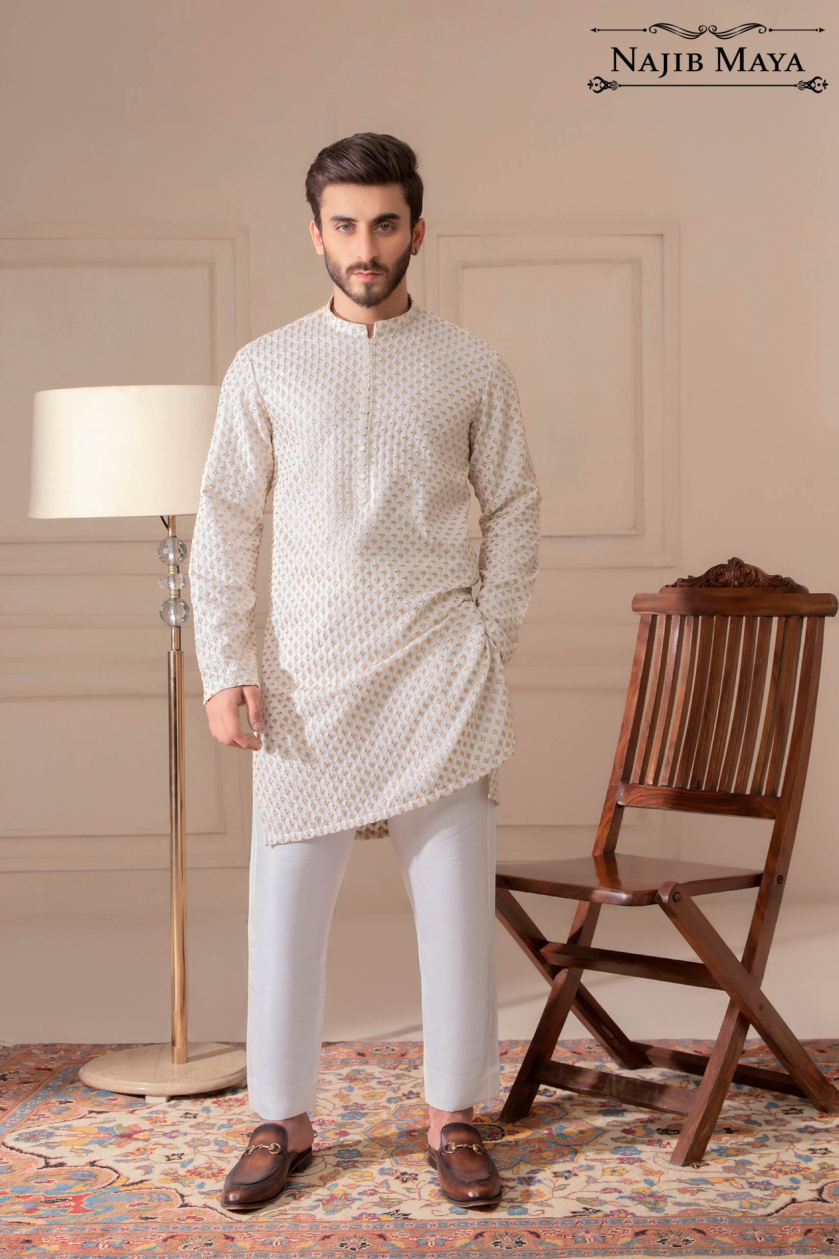 White Embroidered Kurta Pajama For Men's Main image