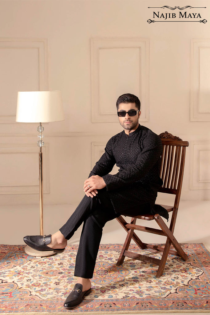 Black Embroidered Kurta Pajama For Men's