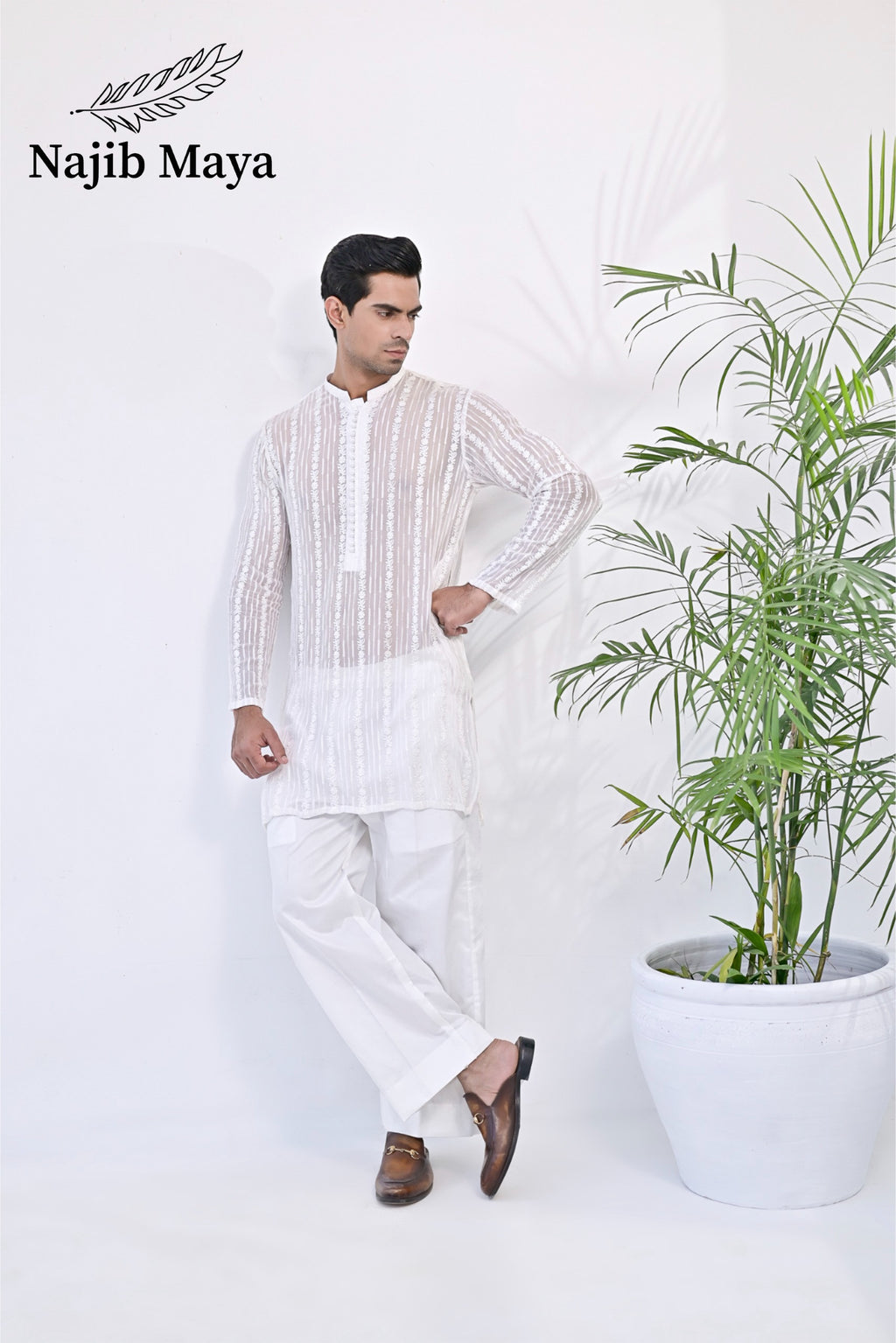 White Embroidered Kurta Pajama For Men's