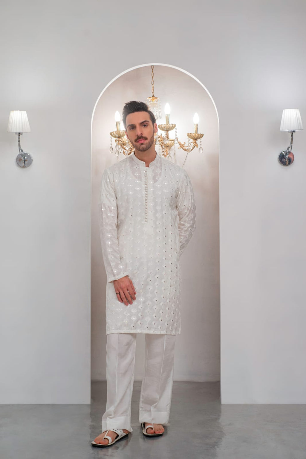 White Embroidered Kurta With Bell Bottom Pajama For Men's
