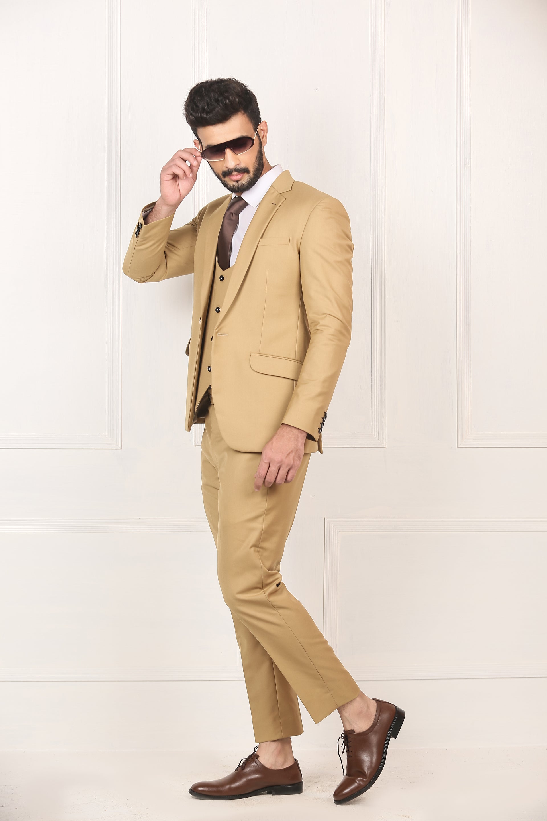 Stylish Khaki Coat Pent For Men's Main image