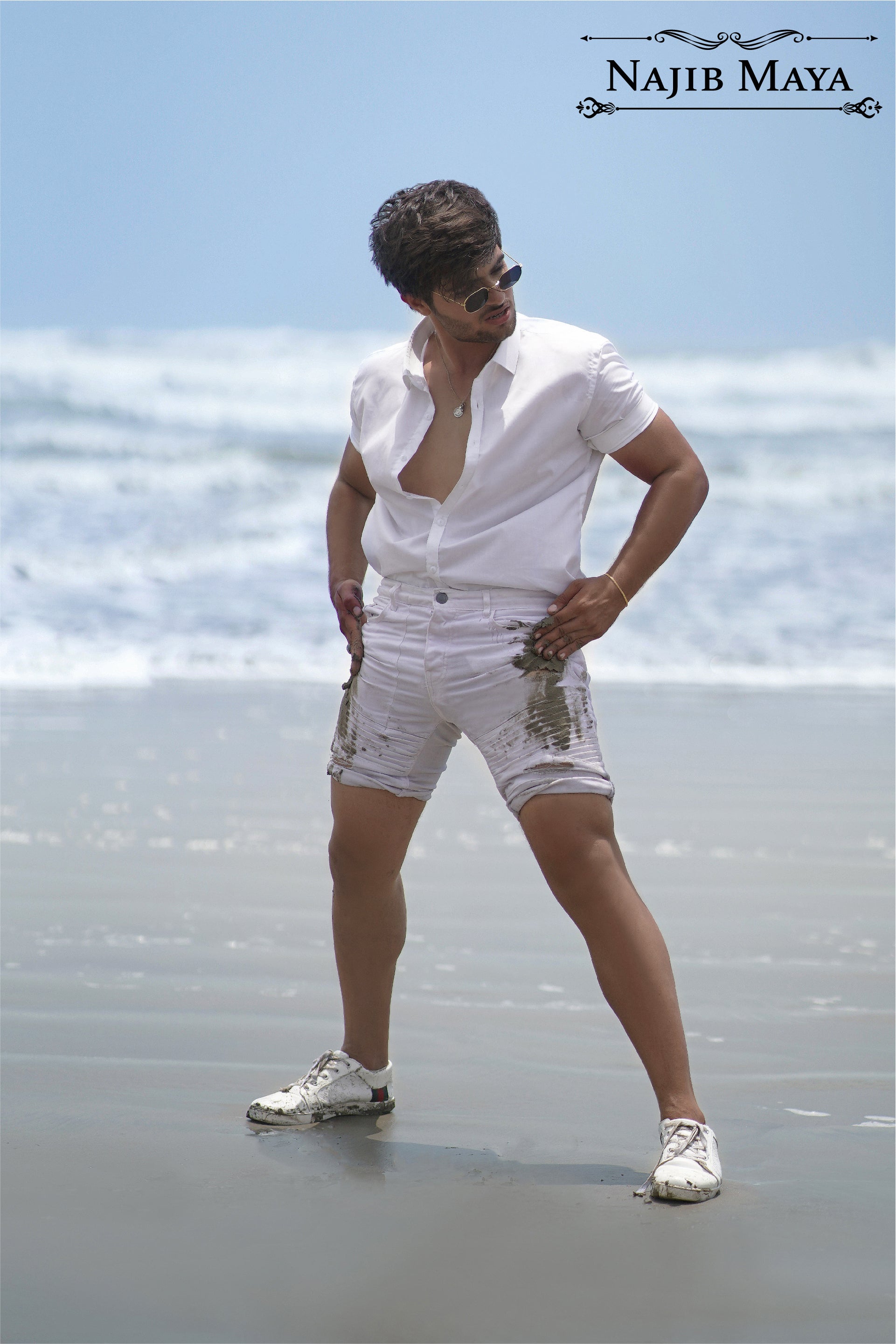White Casual Short & Shirt For Men's Secondary image