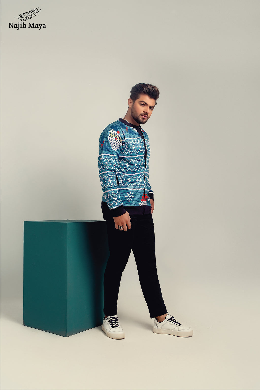 Charismatic Bomber Jacket For Men's