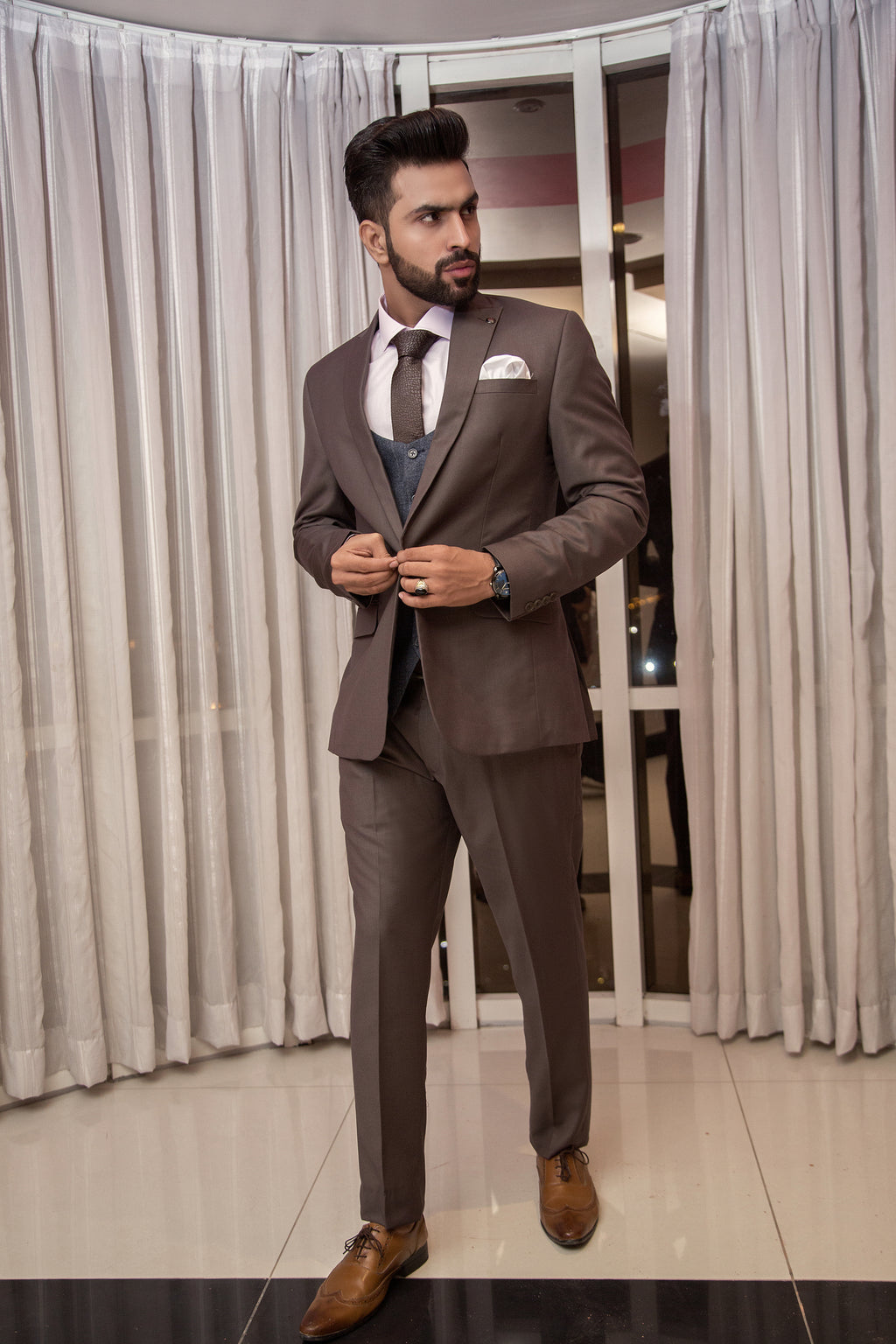 Brown 3 Pec Coat Pent For Men's