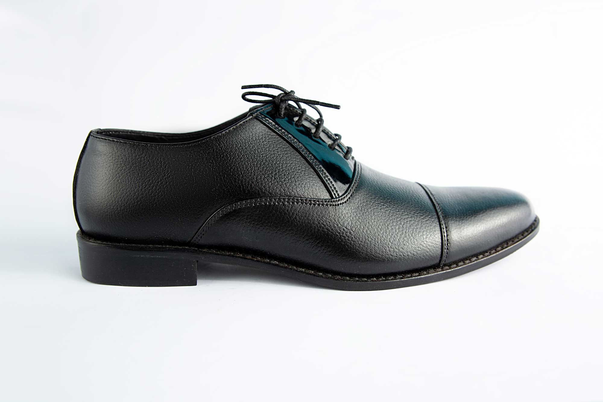 Black Pure Leather Hand Made Shoes For Men's Secondary image