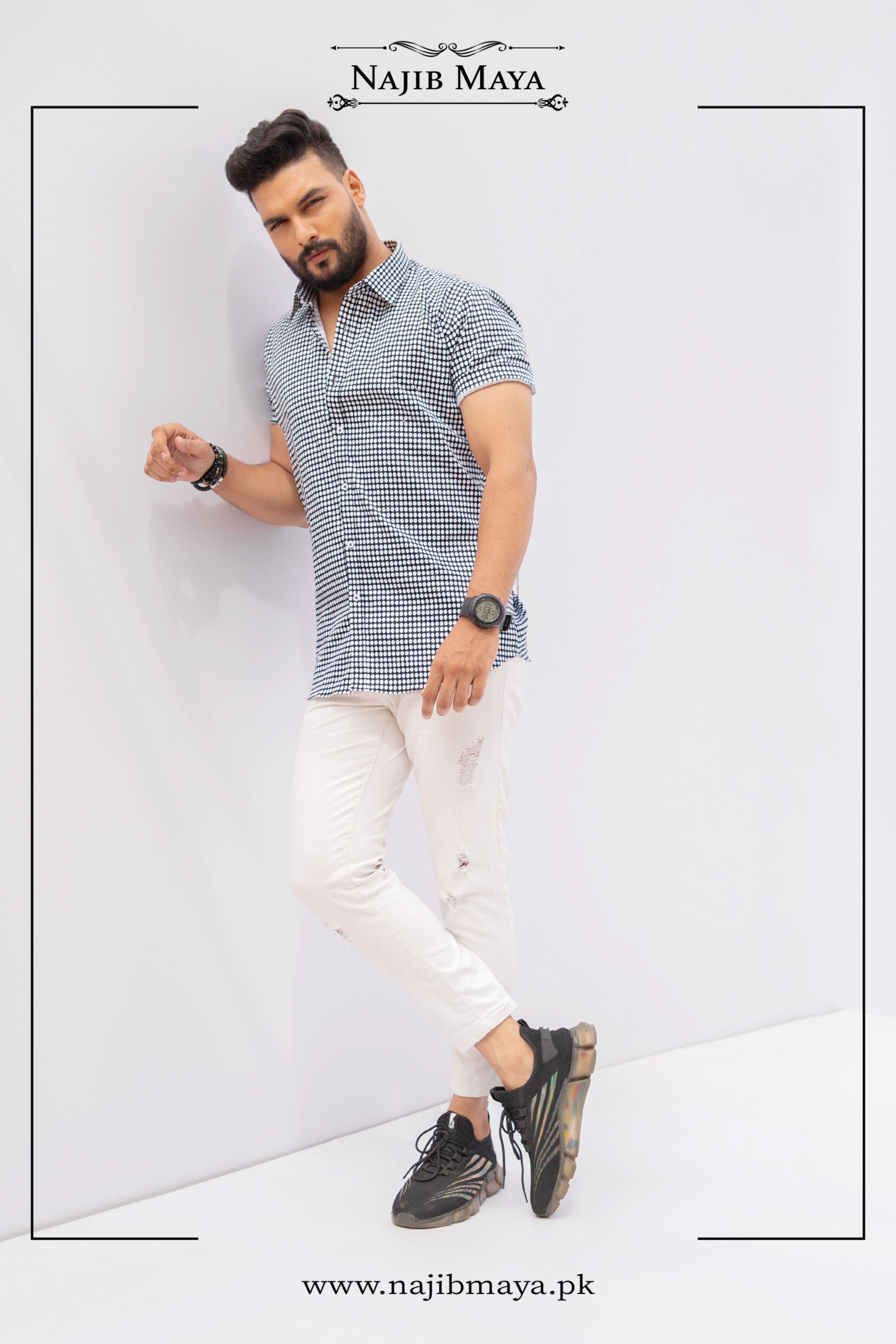 Black & White Check Casual Shirt For Men's Main image