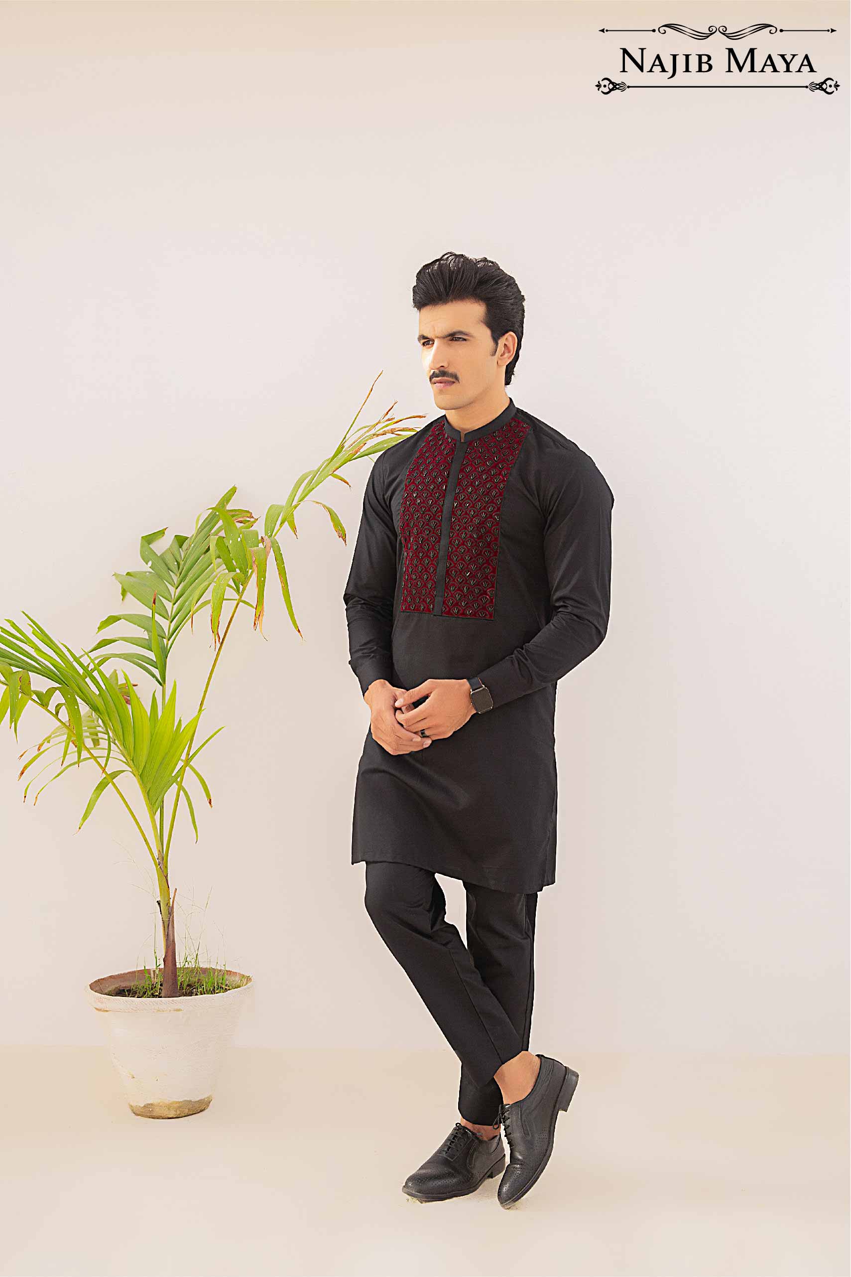 Black Stylish Kurta Pajama For Men's Main image