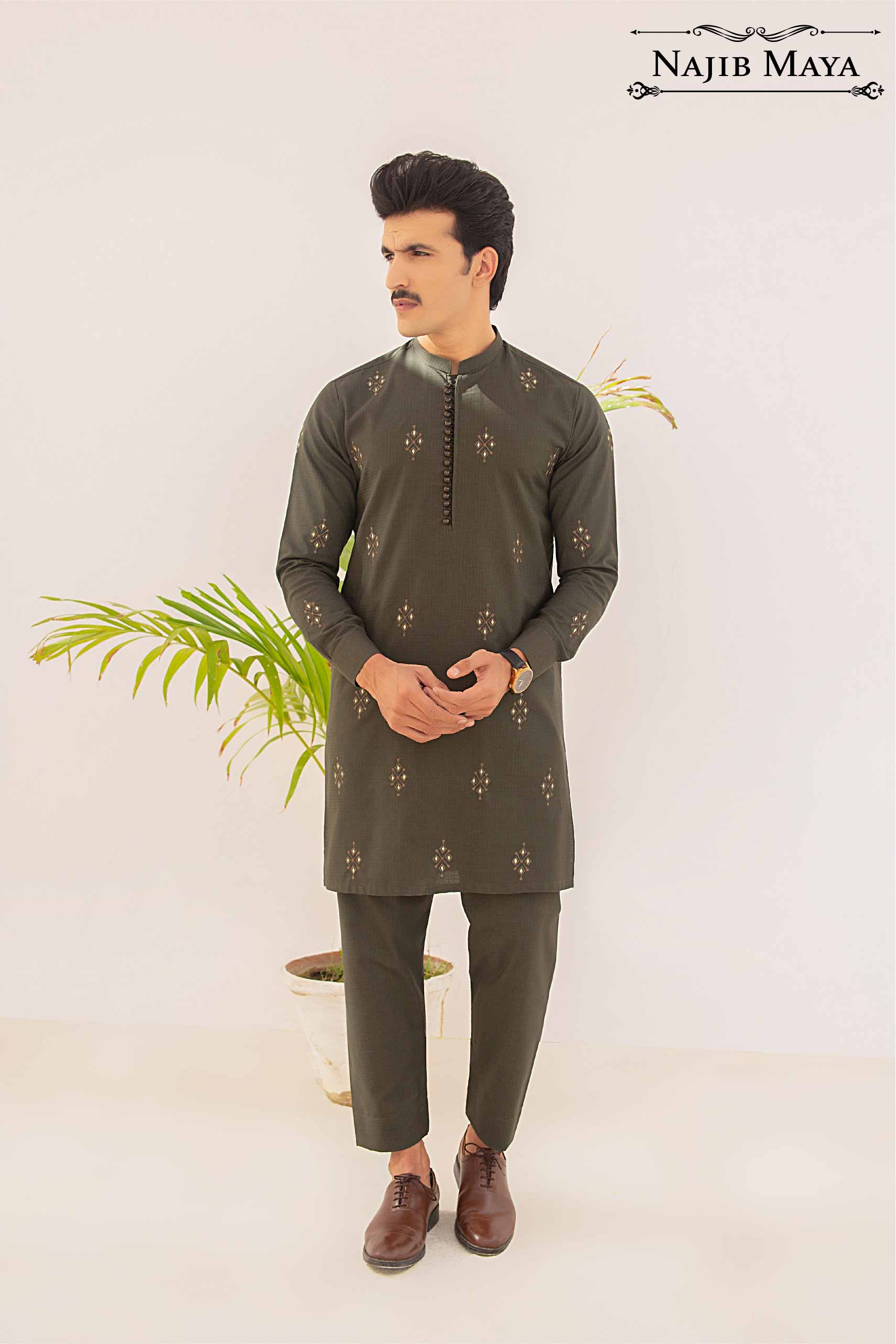 Green Embroidery Kurta Pajama For Men's Main image