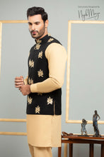 Load image into Gallery viewer, Black Elegant Embroidered Waist Coat For Men&#39;s