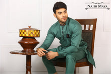 Load image into Gallery viewer, Green Kurta Pajama For Men&#39;s