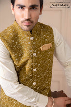 Load image into Gallery viewer, Dhaani Embroidery Waist Coat For Men&#39;s